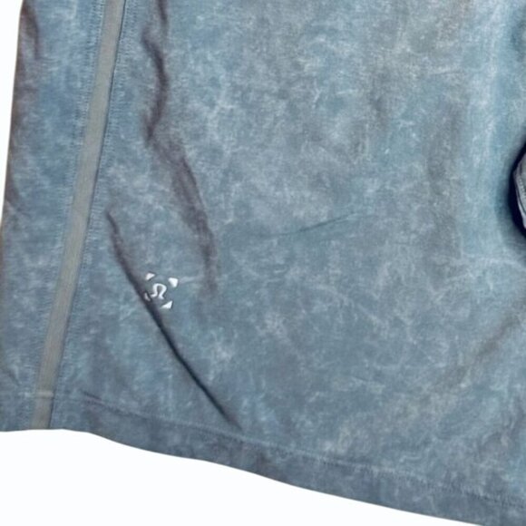 Lululemon Pacebreaker Shorts Lined 9" Gravel Dust Chambray Mens M Sports Workout - Picture 5 of 10